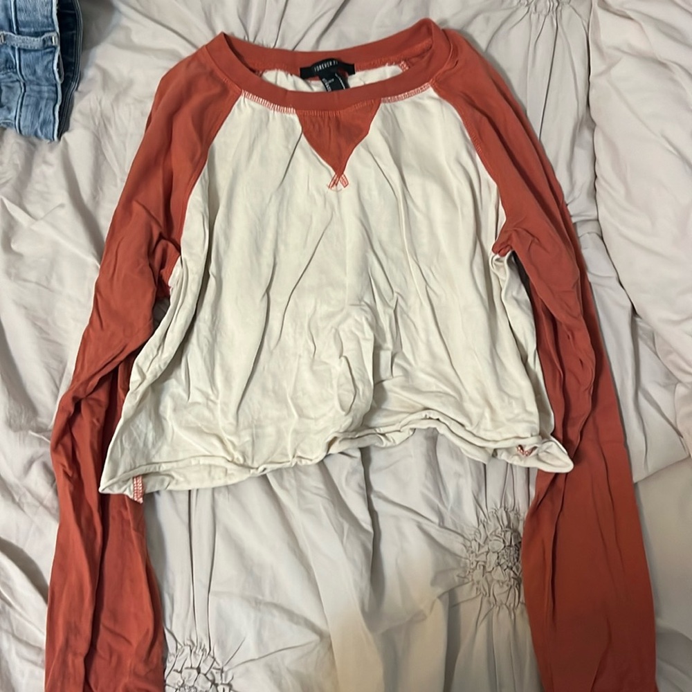 cropped long sleeves